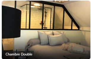 Chambre double sous verrière